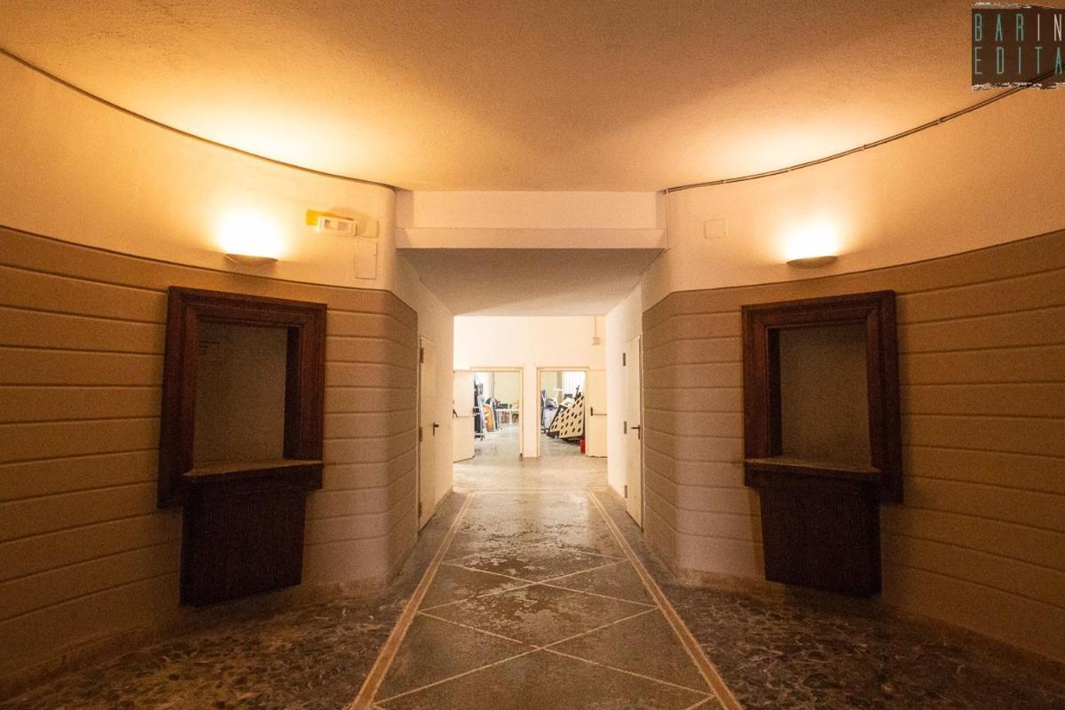 Ferienwohnung Loft “Cinema Galleria” Bari Exterior foto